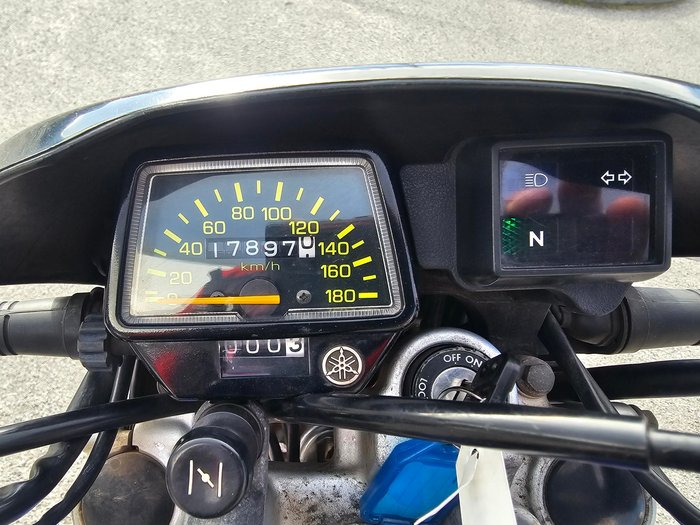 2005 Yamaha XT250V Blue