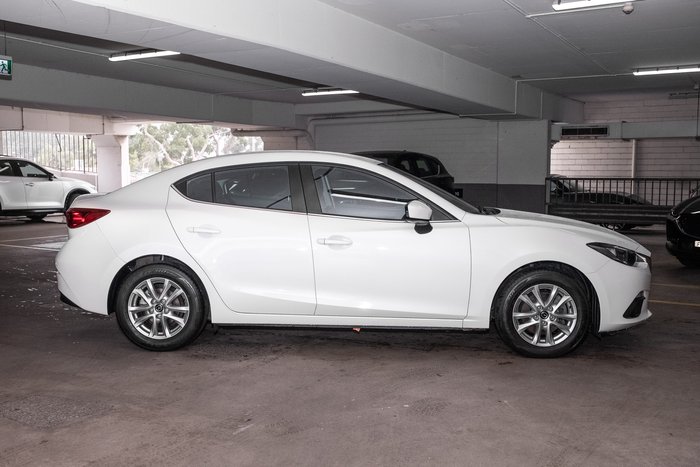 2015 Mazda 3 Maxx