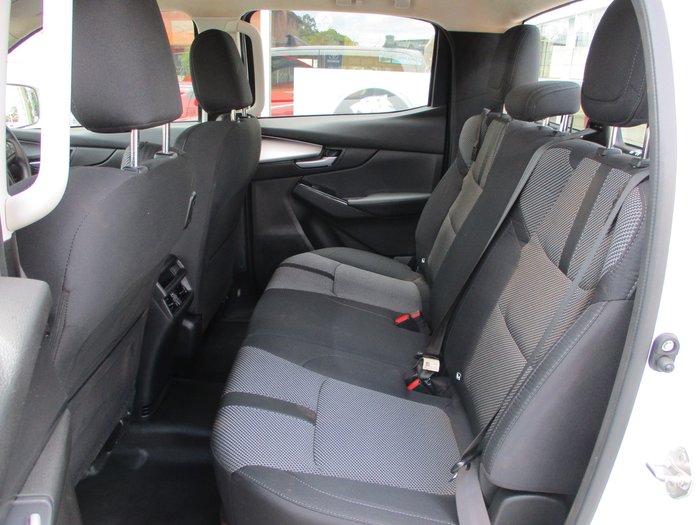 2022 Mazda BT-50 XT TF White