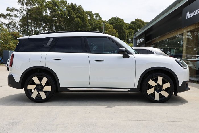 2024 MINI COUNTRYMAN S ALL4 FAVOURED (MHEV)