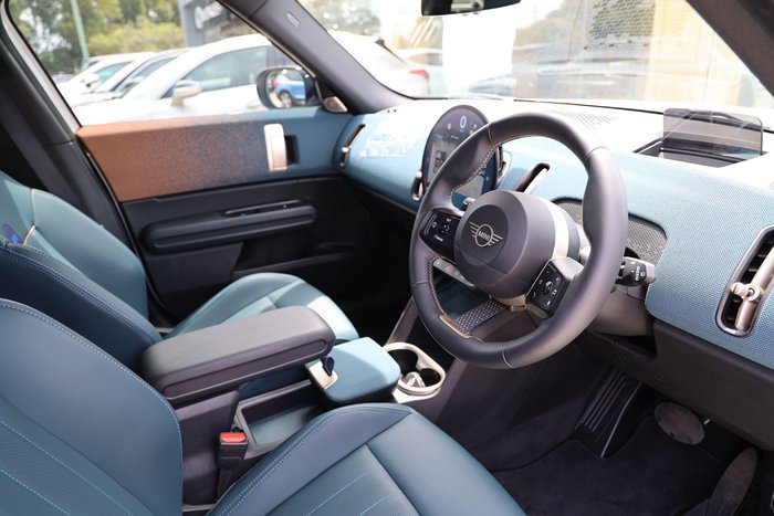 2024 MINI COUNTRYMAN S ALL4 FAVOURED (MHEV)