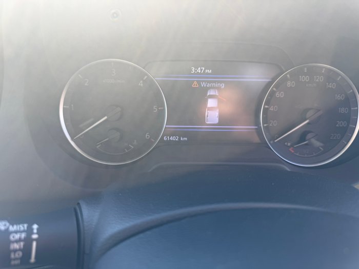 2022 NISSAN NAVARA SL