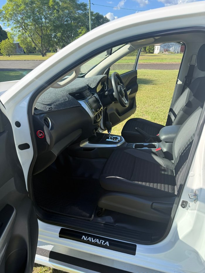 2022 NISSAN NAVARA SL