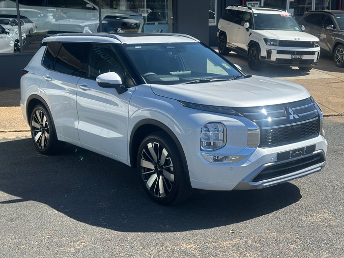 2025 MITSUBISHI OUTLANDER