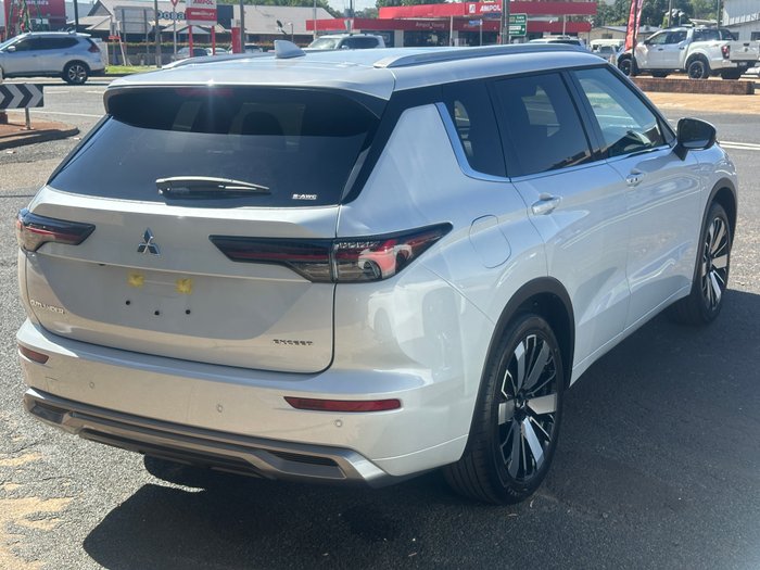 2025 MITSUBISHI OUTLANDER EXCEED