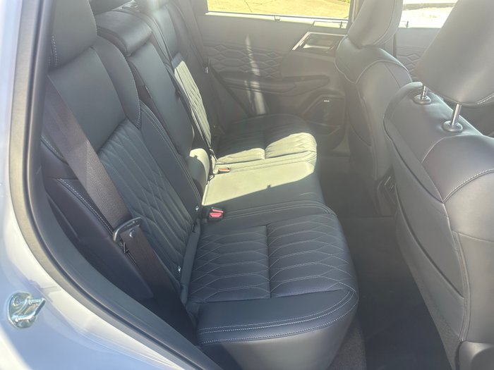 2025 MITSUBISHI OUTLANDER EXCEED