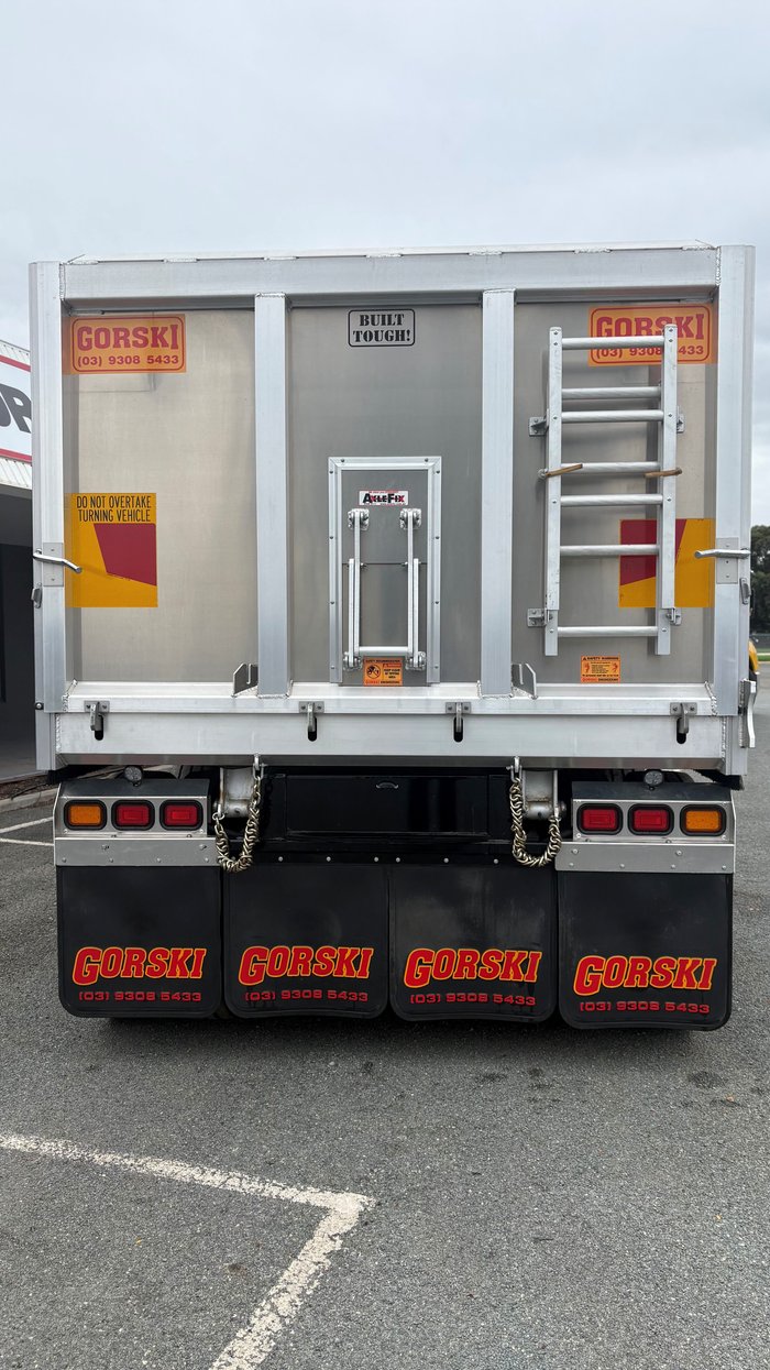 2024 TRAILER GORSKI GORSKI 4 AXLE ALUMINIUM DOG TRAILER G SILVER