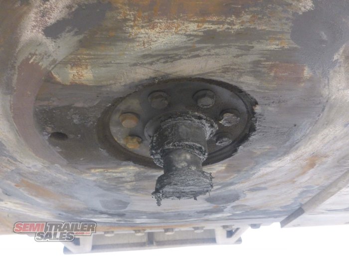 2013 Marshall Lethlean Fuel Tanker B Double Set