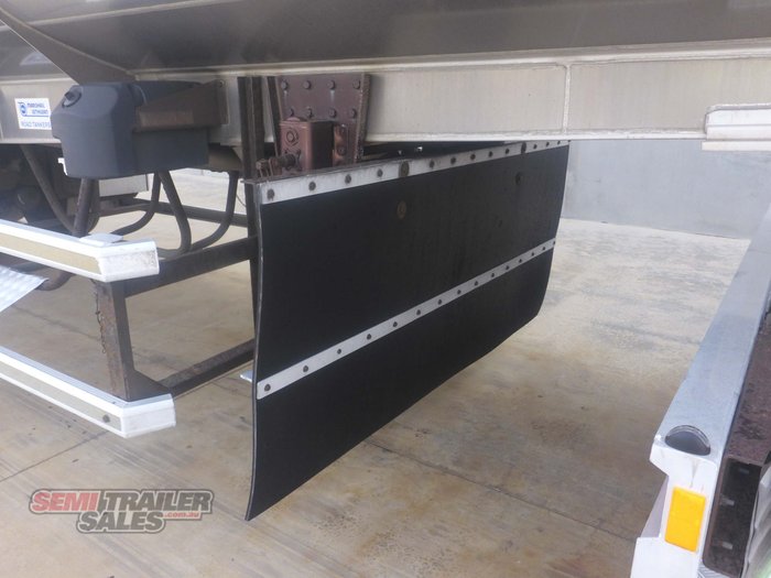 2013 Marshall Lethlean Fuel Tanker B Double Set