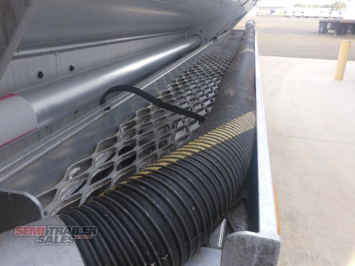 2013 Marshall Lethlean Fuel Tanker B Double Set