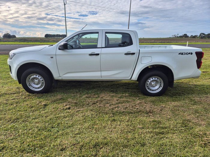 2024 Isuzu D-MAX SX