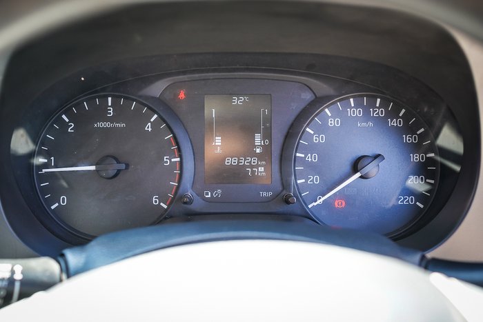 2017 NISSAN NAVARA RX (4x2)