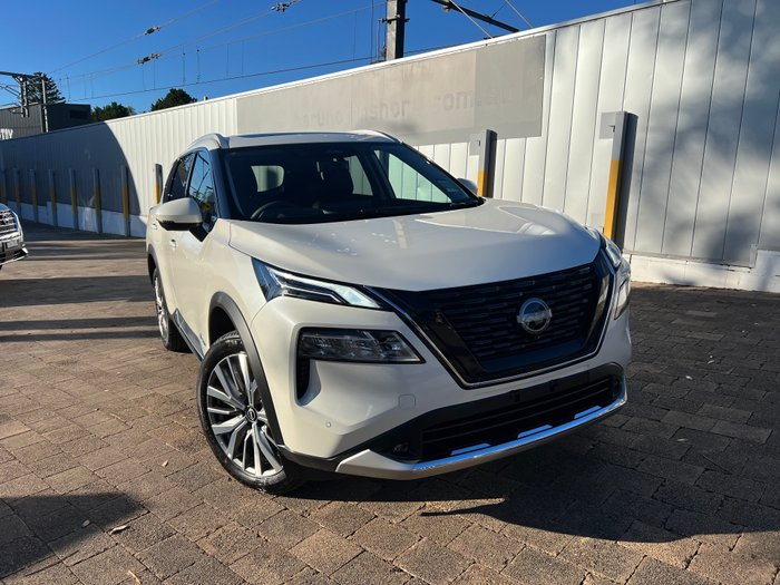 2025 Nissan X-TRAIL Ti-L e-POWER - 20 inch alloys
