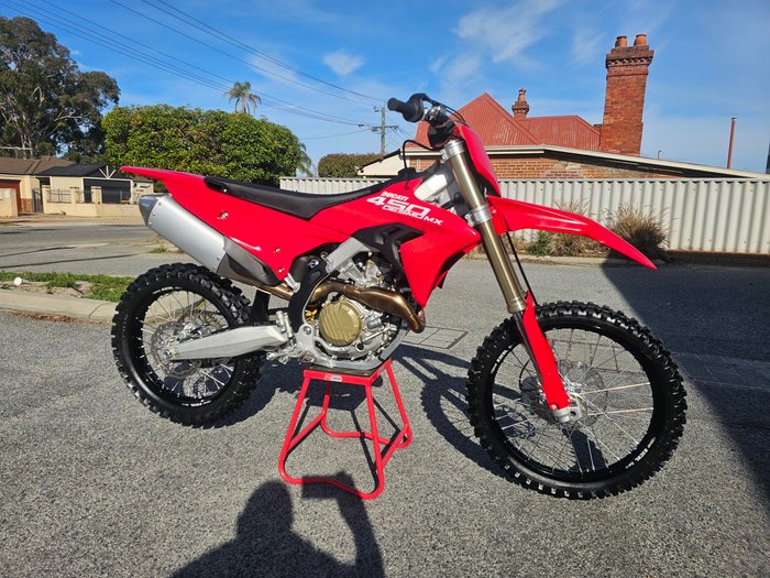 2026 Ducati CR450MX DESMOMX