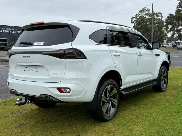 2026 Isuzu MU-X LS-T