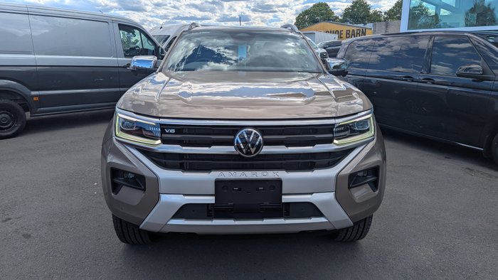 2025 VOLKSWAGEN AMAROK AVENTURA