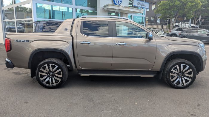 2025 VOLKSWAGEN AMAROK AVENTURA