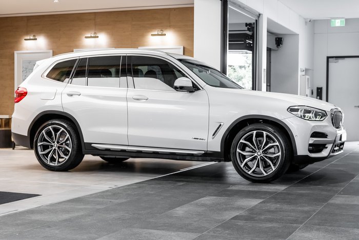 2018 BMW X3 xDRIVE30i