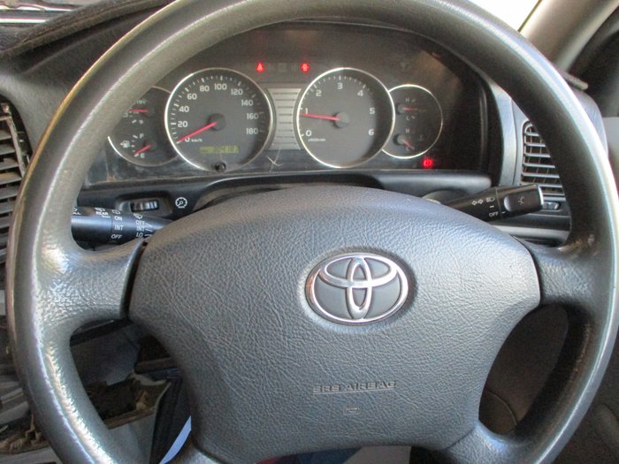 2003 Toyota Landcruiser Standard HZJ105R White