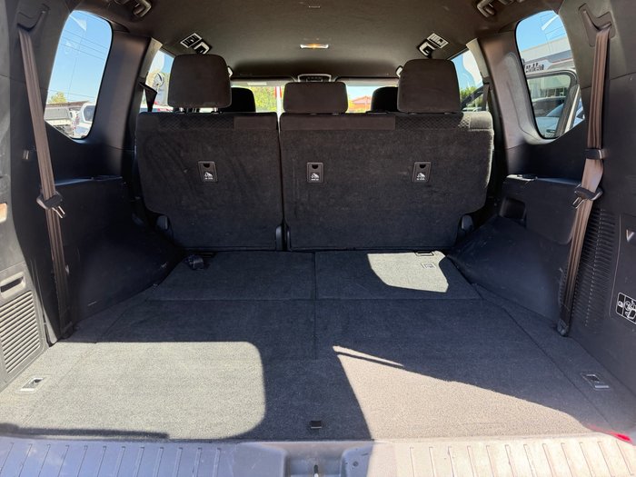 2024 Toyota LANDCRUISER GXL White