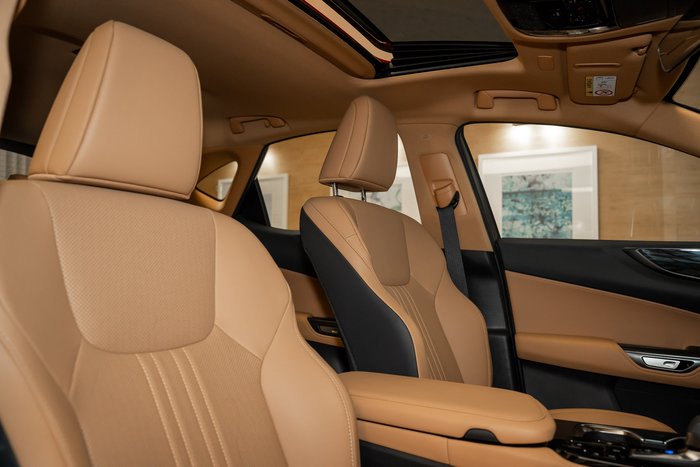 2025 Lexus NX350H Luxury AWD