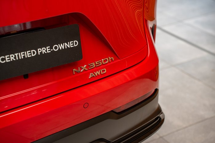 2025 Lexus NX350H Luxury AWD