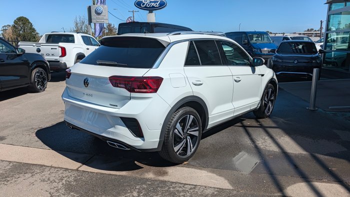 2025 VOLKSWAGEN T-ROC R-LINE