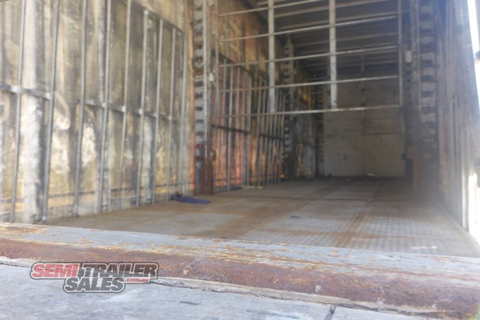 2009 Maxitrans 24 Pallet Dropdeck Curtainsider with Mezz