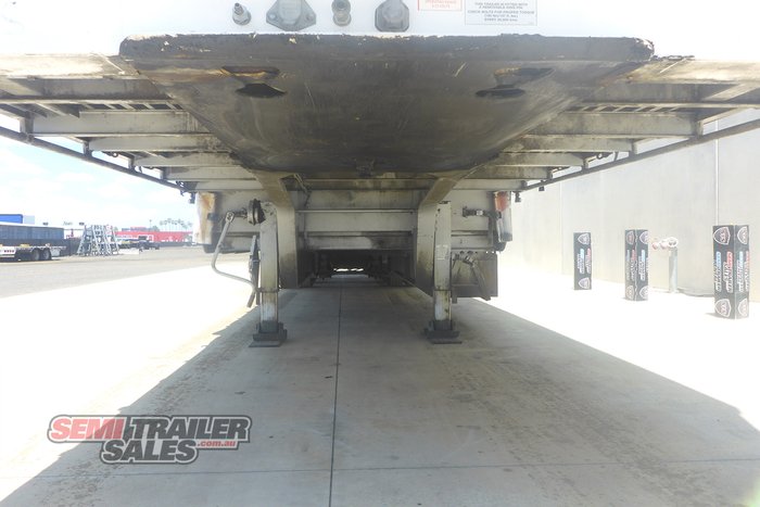 2009 Maxitrans 24 Pallet Dropdeck Curtainsider with Mezz