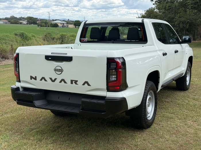 2026 NISSAN NAVARA SL
