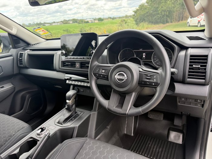 2026 NISSAN NAVARA SL