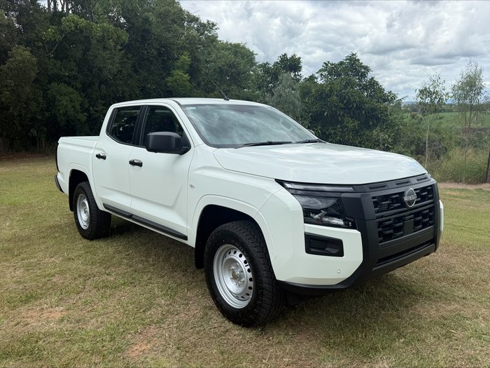 2026 NISSAN NAVARA SL