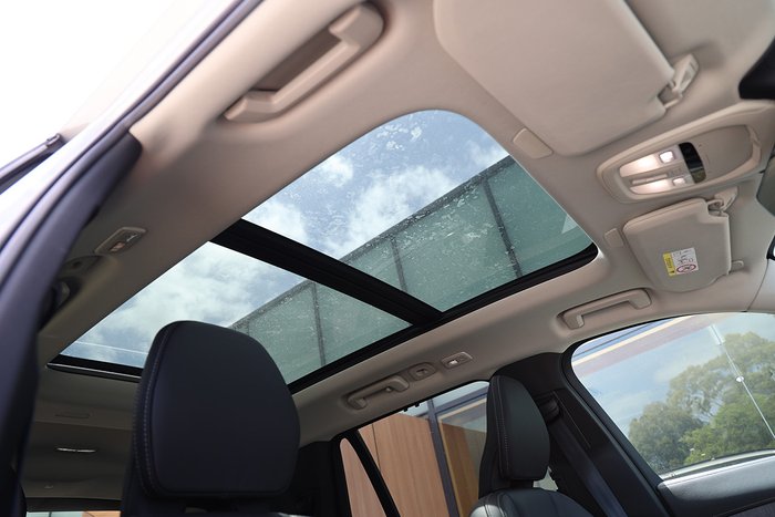 2023 Volvo XC90 Recharge Ultimate T8 Plug-In Hybrid