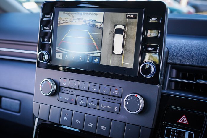 2025 Hyundai STARIA