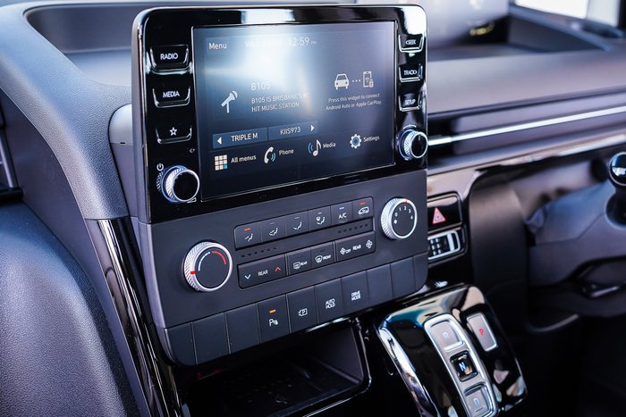 2025 Hyundai STARIA