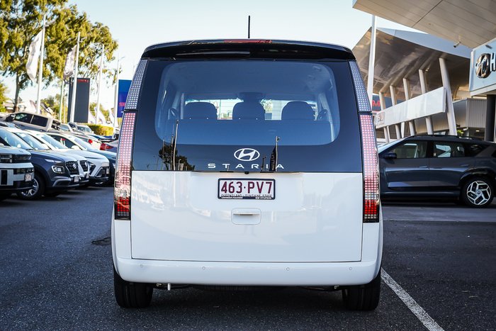 2025 Hyundai STARIA