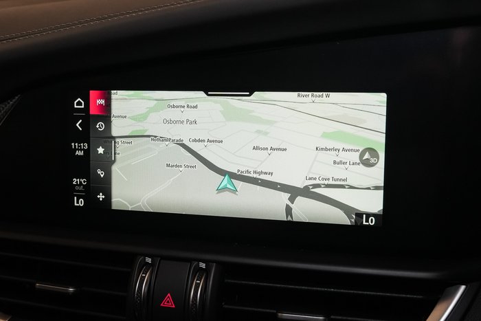 2025 Alfa Romeo Giulia Quadrifoglio Estrema