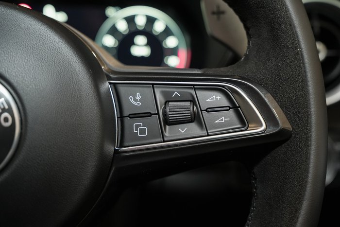 2025 Alfa Romeo Giulia Quadrifoglio Estrema