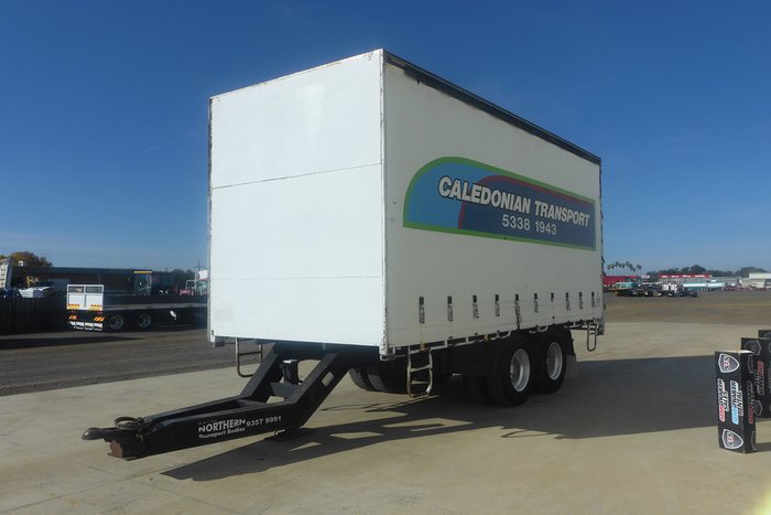 2005 Northern Transport Bodies 10 Pallet Pig Curtainsider