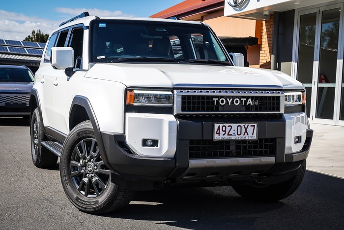 2025 Toyota PRADO