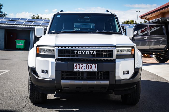 2025 Toyota PRADO