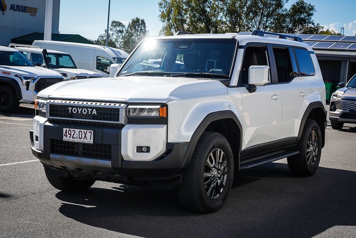 2025 Toyota PRADO