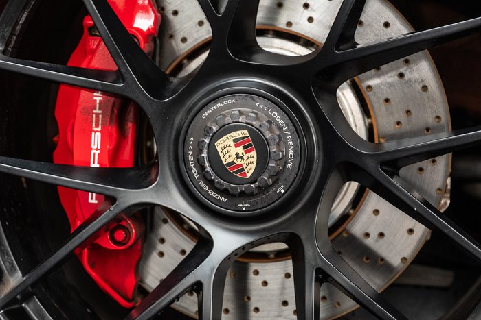 2017 Porsche 911 Carrera GTS