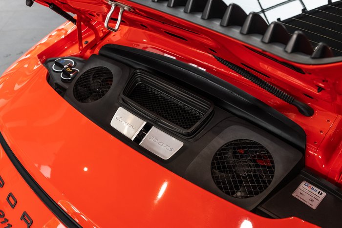 2017 Porsche 911 Carrera GTS