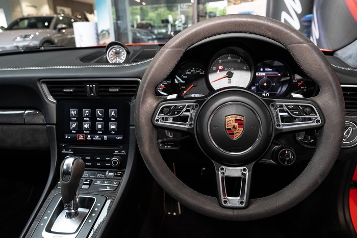 2017 Porsche 911 Carrera GTS