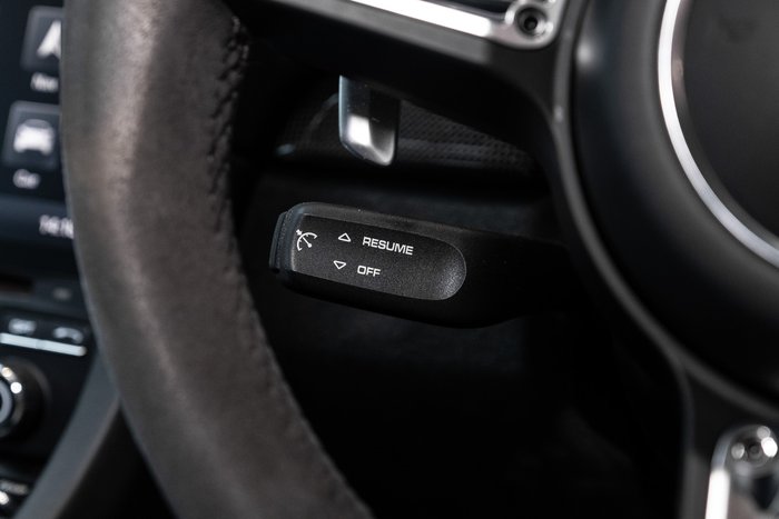 2017 Porsche 911 Carrera GTS