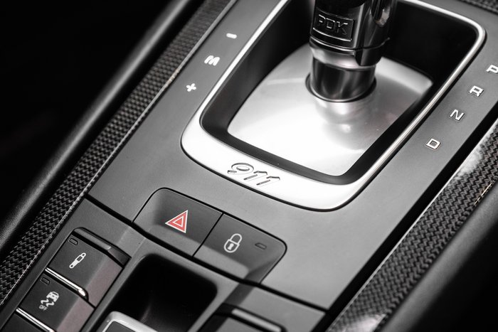 2017 Porsche 911 Carrera GTS