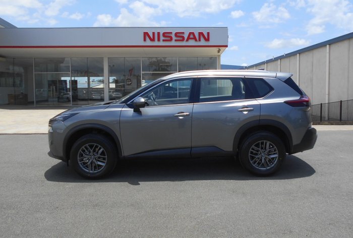 2025 Nissan X-TRAIL ST