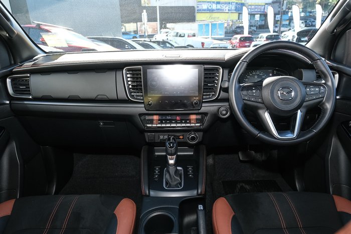 2025 Mazda BT-50 SP