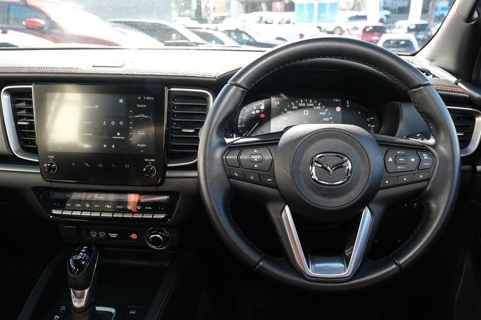 2025 Mazda BT-50 SP